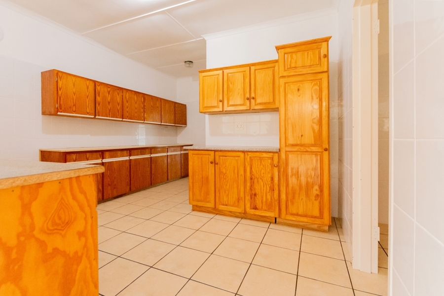 To Let 4 Bedroom Property for Rent in Dwarskersbos Western Cape